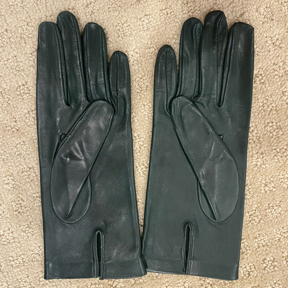 NEW- Italian Leather Driving Gloves